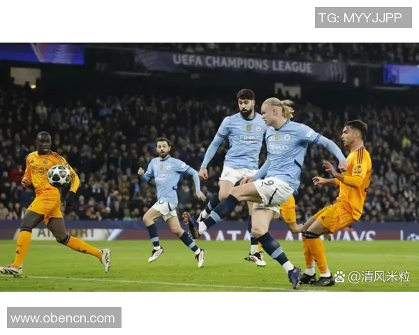 欧冠激战：那不勒斯小胜皇马红牌争议引发全场热议