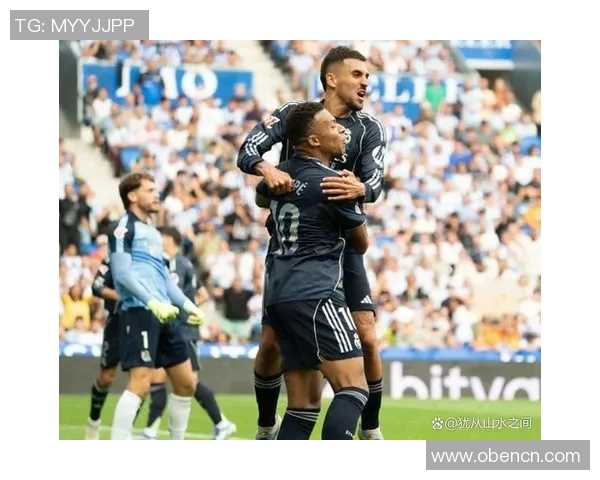 热刺与皇马友谊赛平局争议判罚引发全场热议与激情瞬间