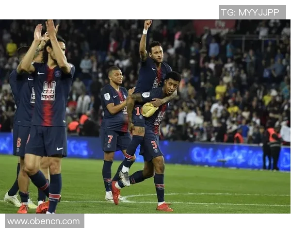 德甲激战莱比锡大胜巴黎圣日耳曼帽子戏法点燃全场激情