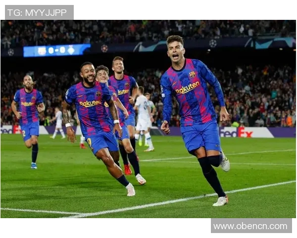 西甲激战巴萨与里昂战成平局绝杀瞬间点燃全场气氛与转会传闻交织